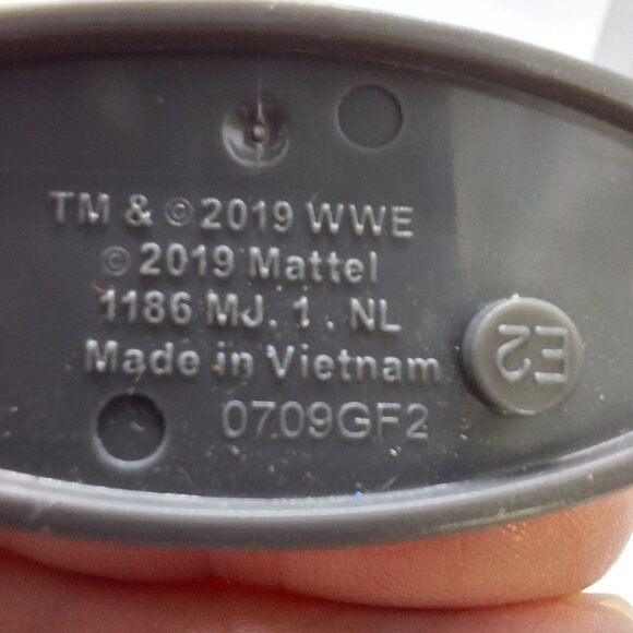 2019 Mattel Micro Collection WWE Mini Figures John Cena & Finn Balor - Picture 2 of 8